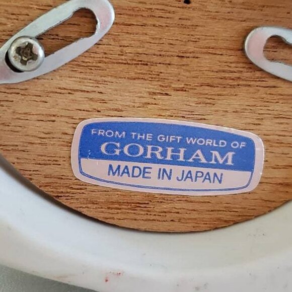 Vintage Gorham Ceramic Squirrel Tree Branch Musical Figurine - Picture 7 of 7